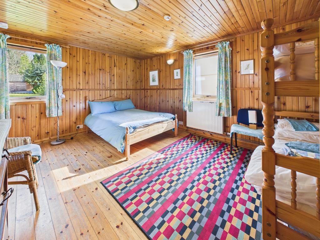 Cam03185 g0 pr0092 still007