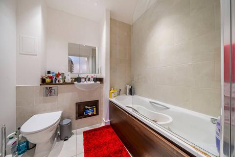 246 Whitestone Way, Croydon, CR0 4FH