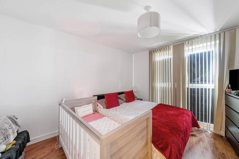 246 Whitestone Way, Croydon, CR0 4FH