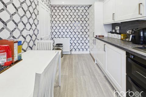 3 bedroom terraced house for sale, Robroyston Road, Glasgow, G33 1EQ