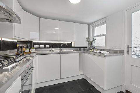 71a Abingdon Road, London, W8 6AW