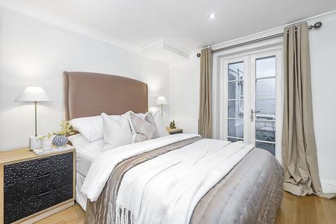 71a Abingdon Road, London, W8 6AW