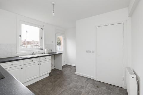 3 bedroom flat for sale, 31 Carlowrie Place, Gorebridge, EH23 4XL