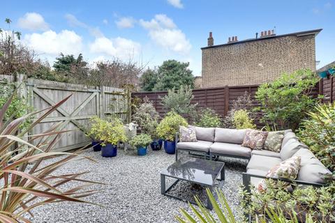 106a Agar Grove, London, NW1 9TY