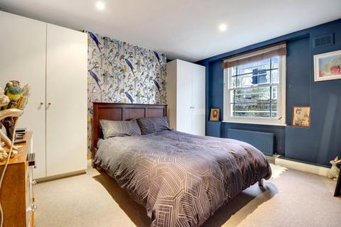 106a Agar Grove, London, NW1 9TY