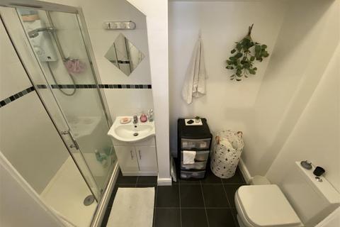 Studio to rent, York Road, Leicester, LE1