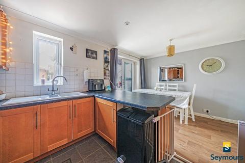 3 bedroom semi-detached house for sale, Dairymans Walk, Guildford GU4