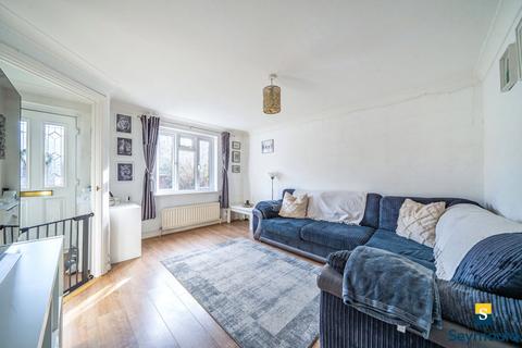 undefined, Dairymans Walk, Guildford GU4