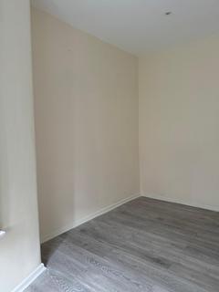1 bedroom flat to rent, York Road, Ilford IG1