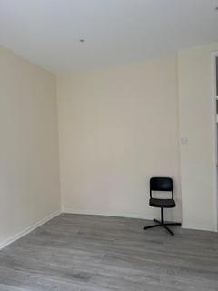 1 bedroom flat to rent, York Road, Ilford IG1