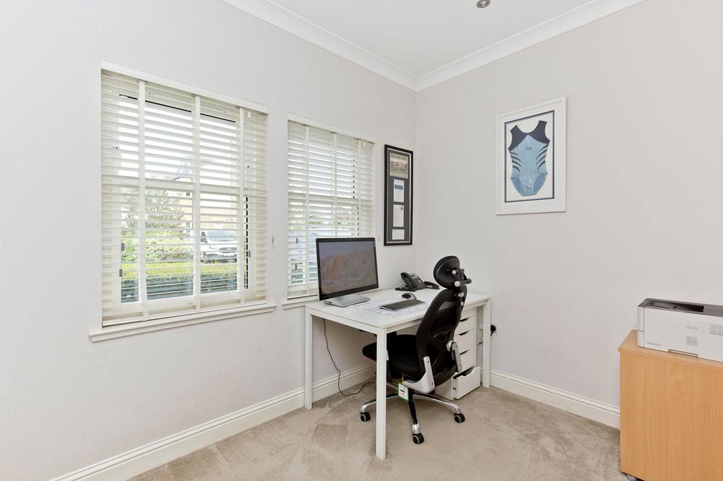 Study/Bedroom 6