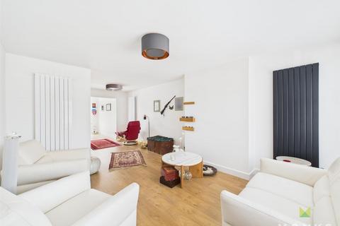 2 bedroom semi-detached house for sale, Northwood Road, Shrewsbury
