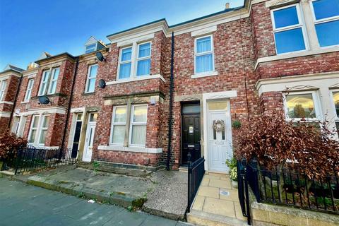 3 bedroom apartment for sale, Windsor Avenue, Gateshead