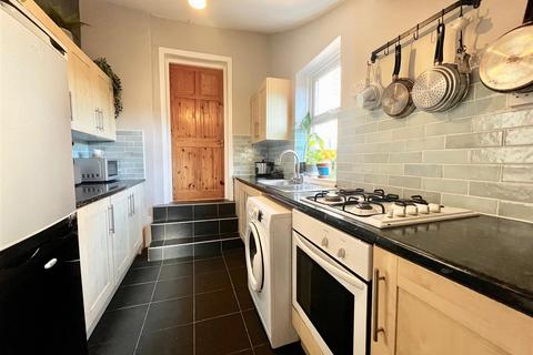 3 bedroom apartment for sale, Windsor Avenue, Gateshead