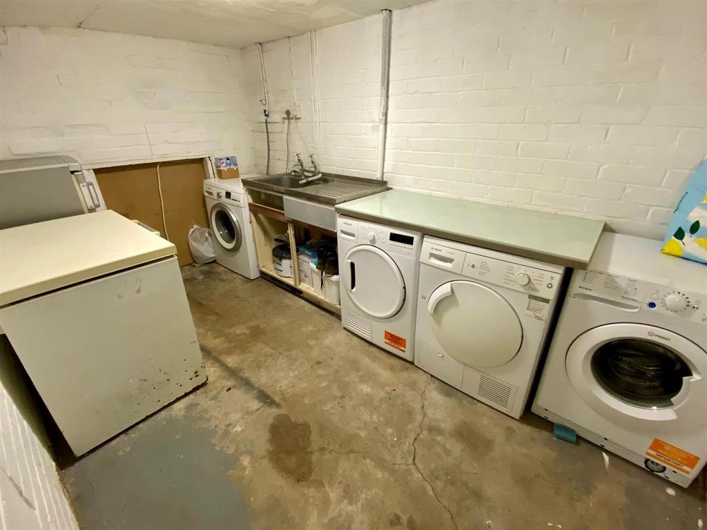 Utility room in basement.jpg