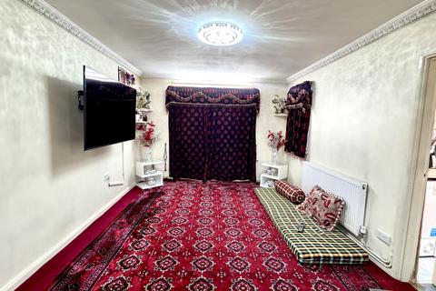 undefined, Norman Avenue, Feltham, Middlesex, TW13