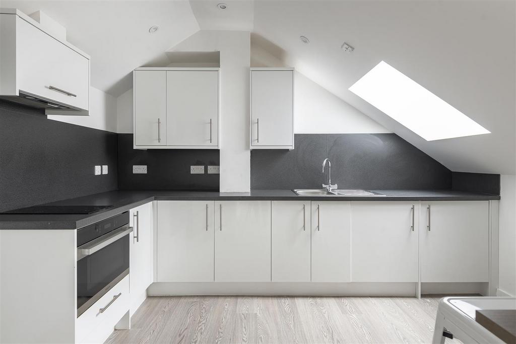 Rengen Banglo ph3.jpg