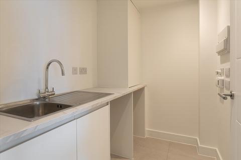 Apartment for sale, Trebarwith Crescent, Newquay, Cornwall, TR7