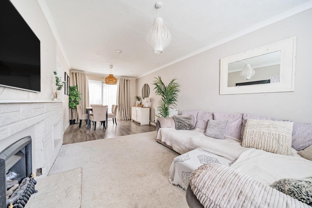 Living / Dining Room