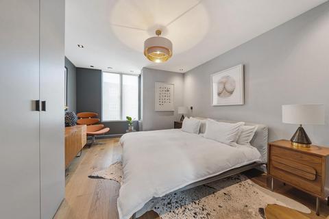 2, Eden House New Road, London, N8 8TA