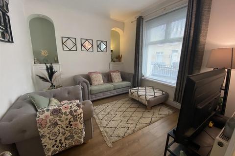 3 bedroom property for sale, Elizabeth Street, Llanelli