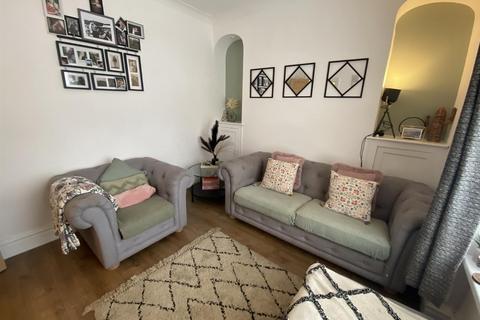 3 bedroom property for sale, Elizabeth Street, Llanelli