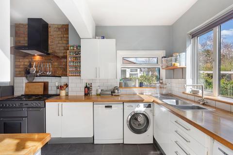 120 Warwick Road, Thornton Heath, CR7 7NG