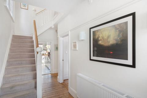 120 Warwick Road, Thornton Heath, CR7 7NG