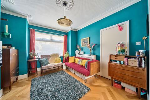 35 Flaxton Road, London, SE18 2EF