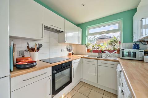 35 Flaxton Road, London, SE18 2EF