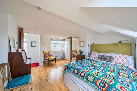 35 Flaxton Road, London, SE18 2EF