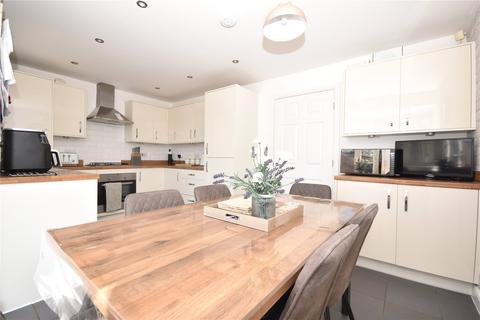 3 bedroom semi-detached house for sale, Moore Way, Castleford, West Yorkshire