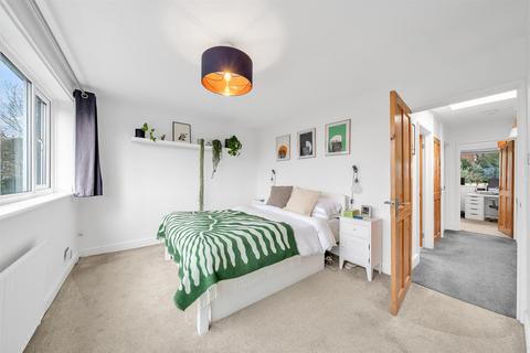 17 Springbourne Court, Beckenham, BR3 5ED