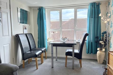 2 bedroom retirement property for sale, Park Road, Poole, BH14