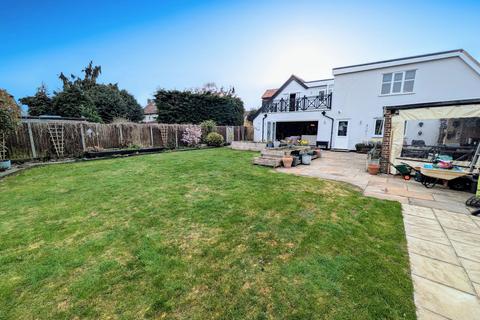 4 bedroom detached house for sale, Burwood Road, Hersham, Walton-on-thames, Surrey, KT12 4AD