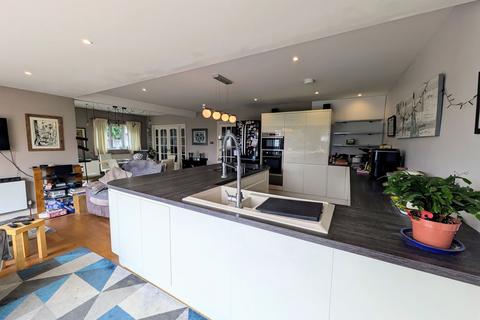 4 bedroom detached house for sale, Burwood Road, Hersham, Walton-on-thames, Surrey, KT12 4AD