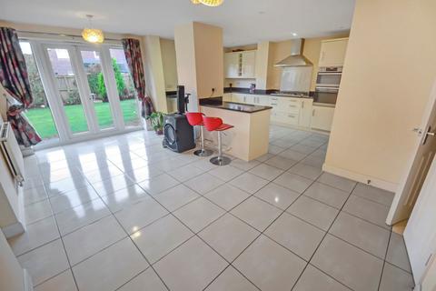 5 bedroom detached house for sale, Maisemore Fields, Widnes