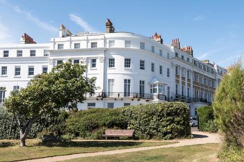 1 bedroom apartment for sale, 13 Lewes Crescent, East Sussex BN2