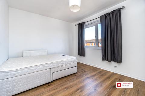 3 bedroom maisonette to rent, Churchill Walk, Homerton, Hackney, London, E9