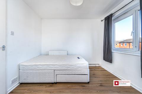 3 bedroom maisonette to rent, Churchill Walk, Homerton, Hackney, London, E9