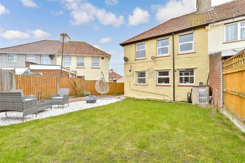 12 Cowdray Square, Deal, CT14 9ES