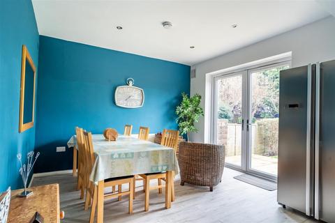 undefined, Hull Road, York