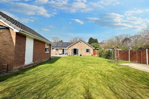 undefined, Verwood