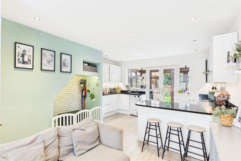 20 Windmill Field, Windlesham, GU20 6QD