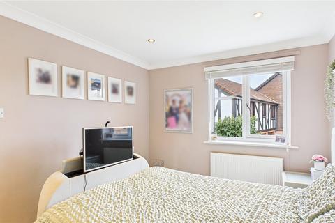20 Windmill Field, Windlesham, GU20 6QD