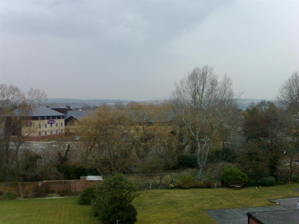 35c melcombe av new 003.jpg