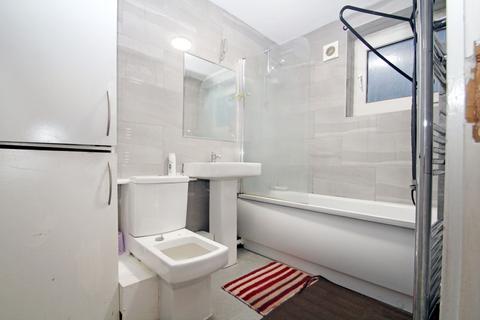 undefined, Braybourne Close, Uxbridge, UB8