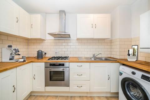 2 bedroom flat for sale, Stondon Park, London SE23