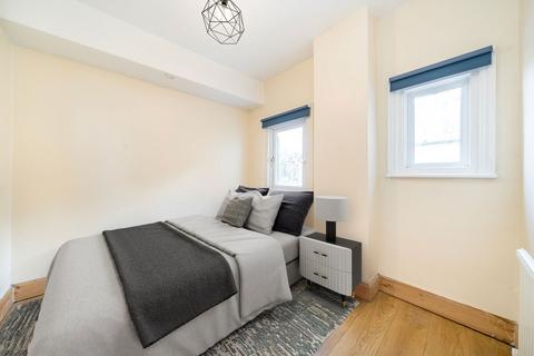 2 bedroom flat for sale, Stondon Park, London SE23