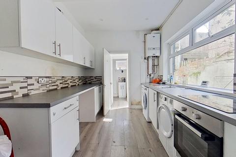 3 bedroom terraced house for sale, 28 Brynglas Road, Newport, Gwent, NP20 5RZ